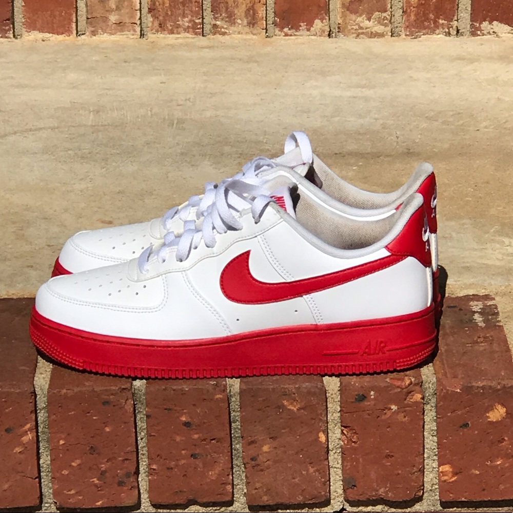 Nike Air Force One Red Midsole Sz 8.5 - Picture 2 of 8